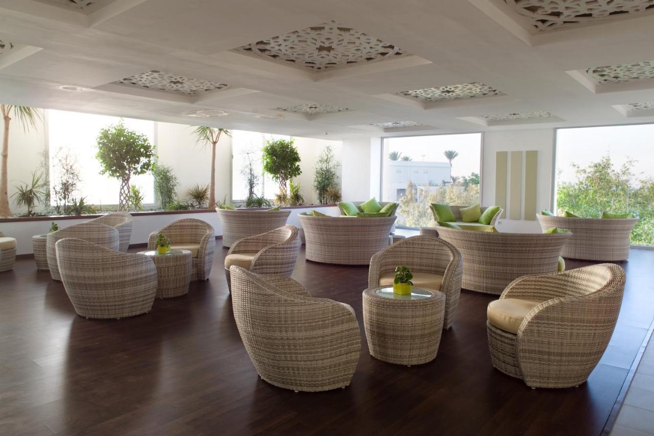 Royal Thalassa Монастир Экстерьер фото The lobby of the hotel